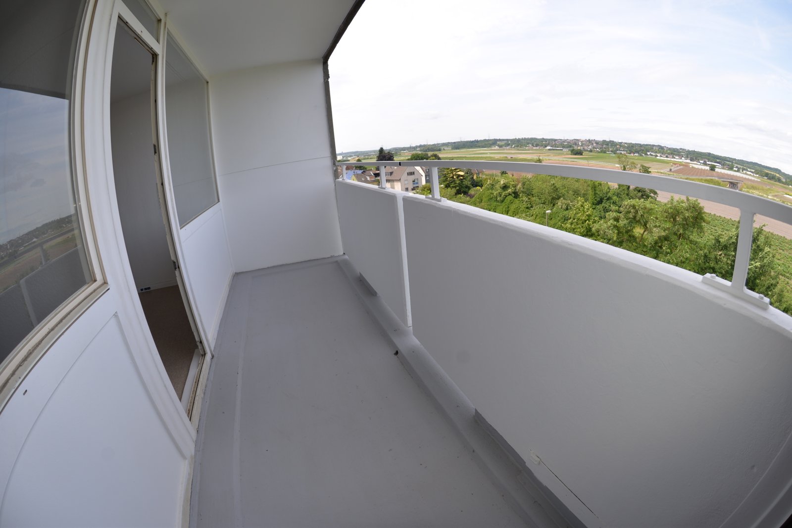 2 Zimmer Wohnung in Meschenich