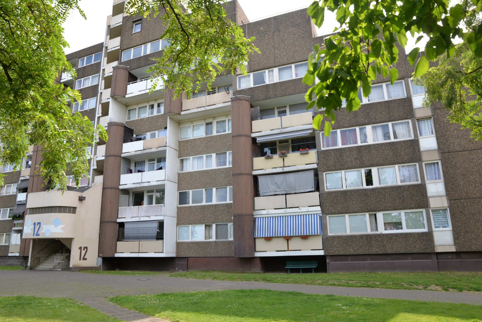 2 Zimmer Wohnung in Meschenich