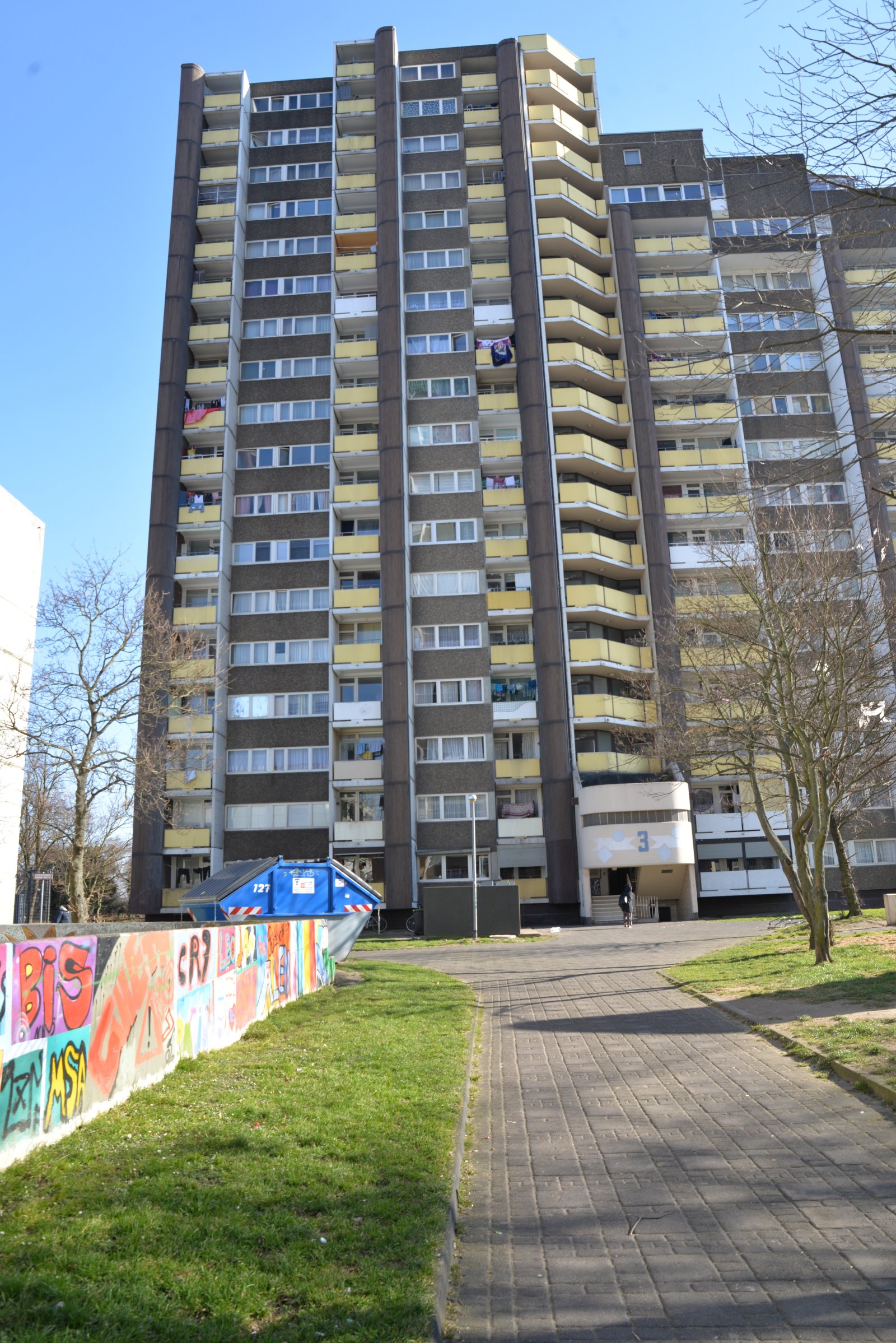 4 Zimmer Terrassenwohnung in Meschenich