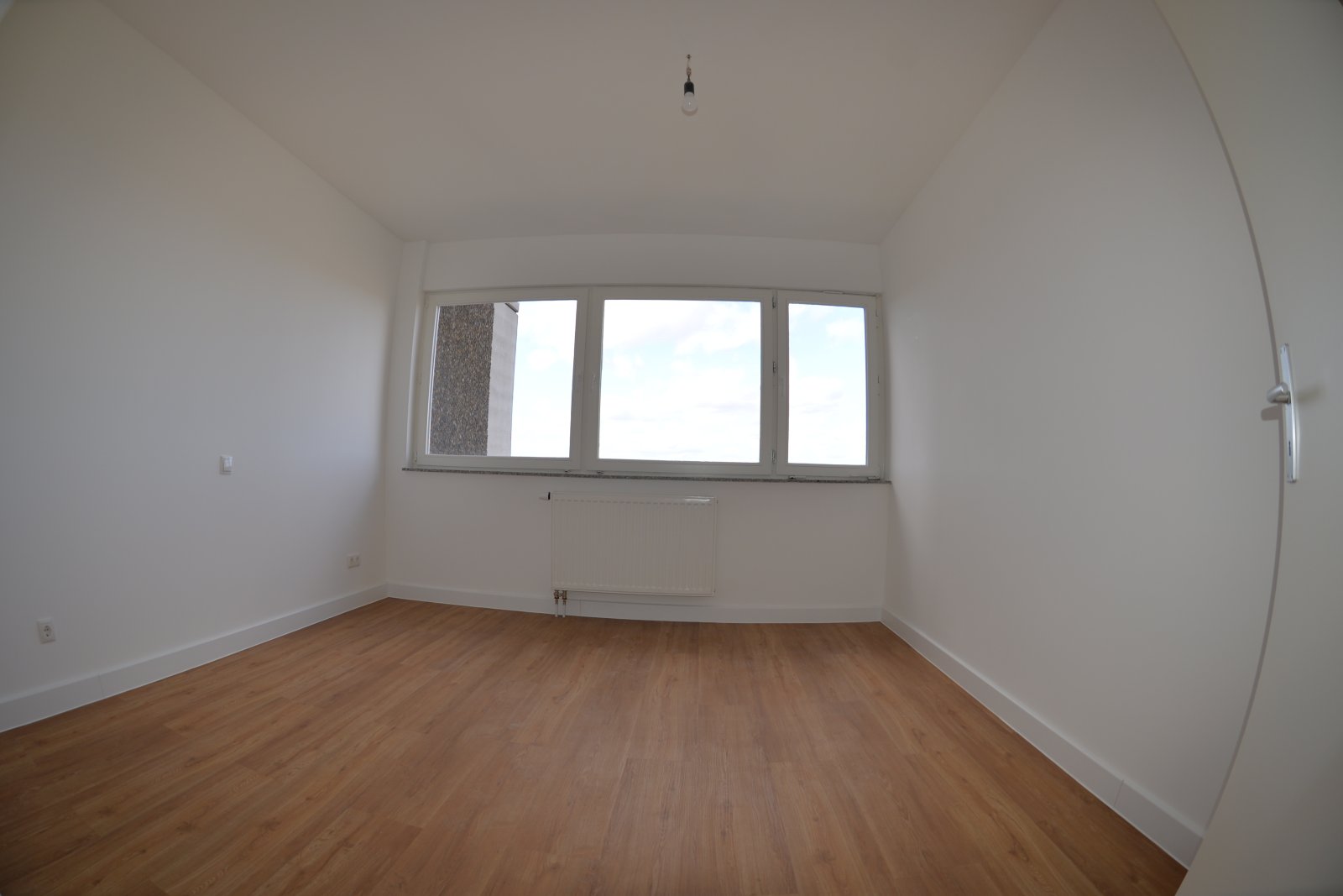 3  Zimmer Wohnung  in Meschechenich