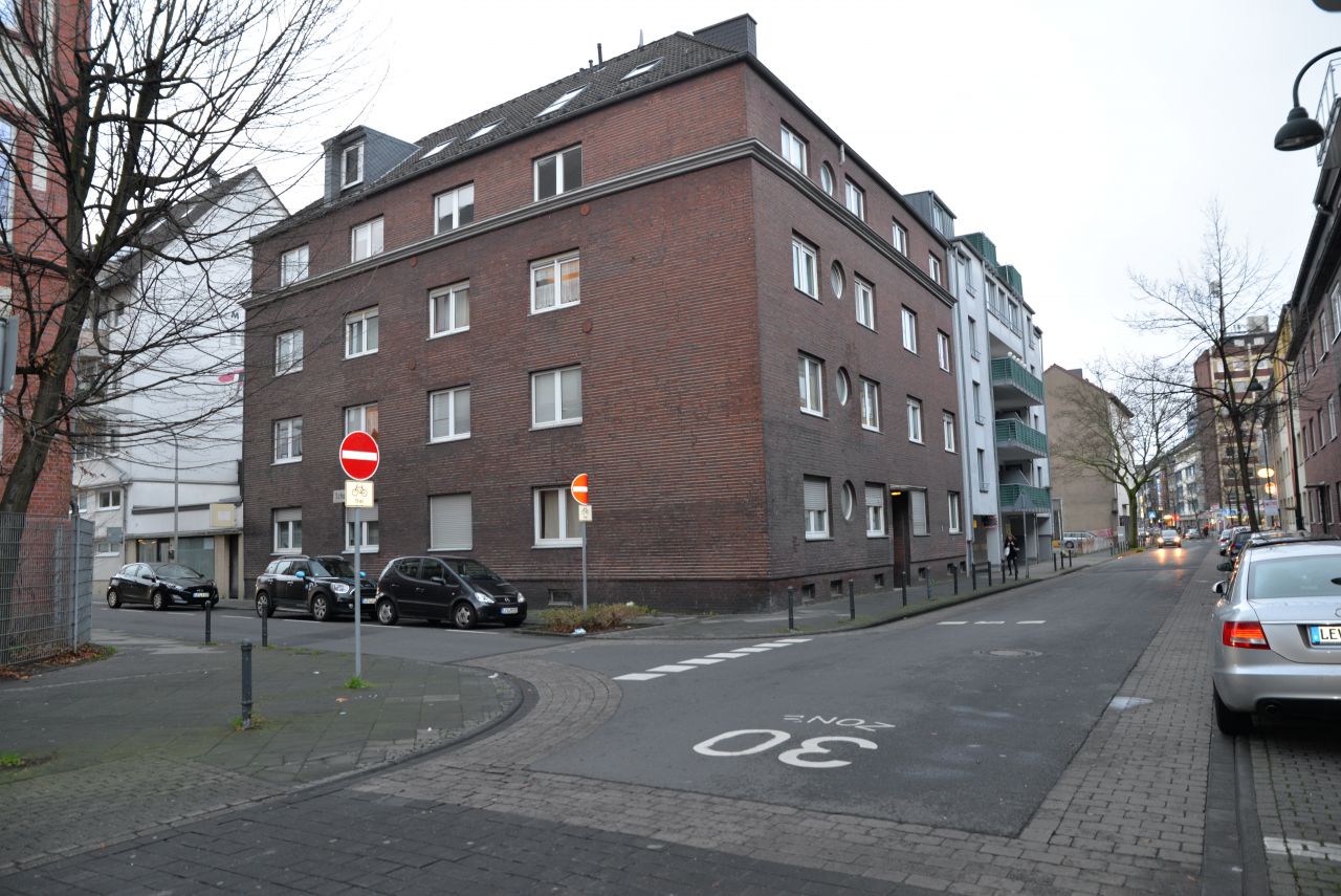 Leverkusen: 4 Zimmer Wohnung zur Vermieten in Leverkusen Centrum   Leverkusen: 4 Zimmer Wohnung zur Vermieten in Leverkusen Centrum