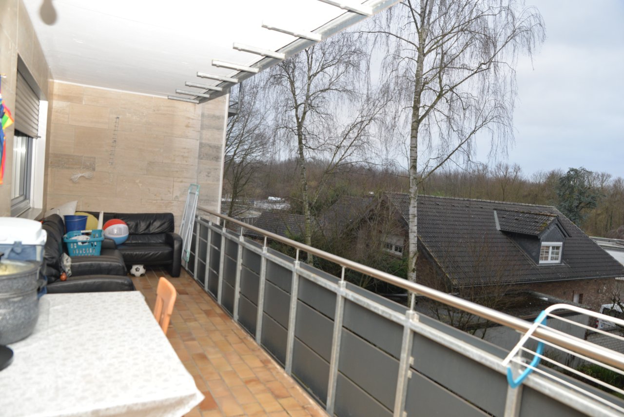4 Zimmer  Wohnung zu Verkaufen in  Bergheim Zieverich
