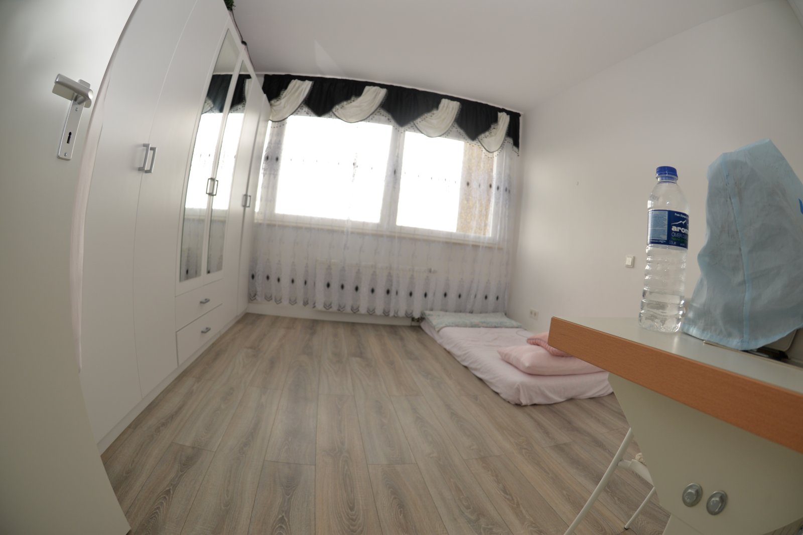 2 Zimmer Wohnung zum Verkauf in Neuehrenfeld
