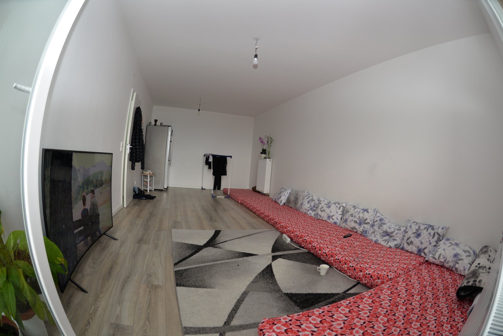 2 Zimmer Wohnung zum Verkauf in Neuehrenfeld