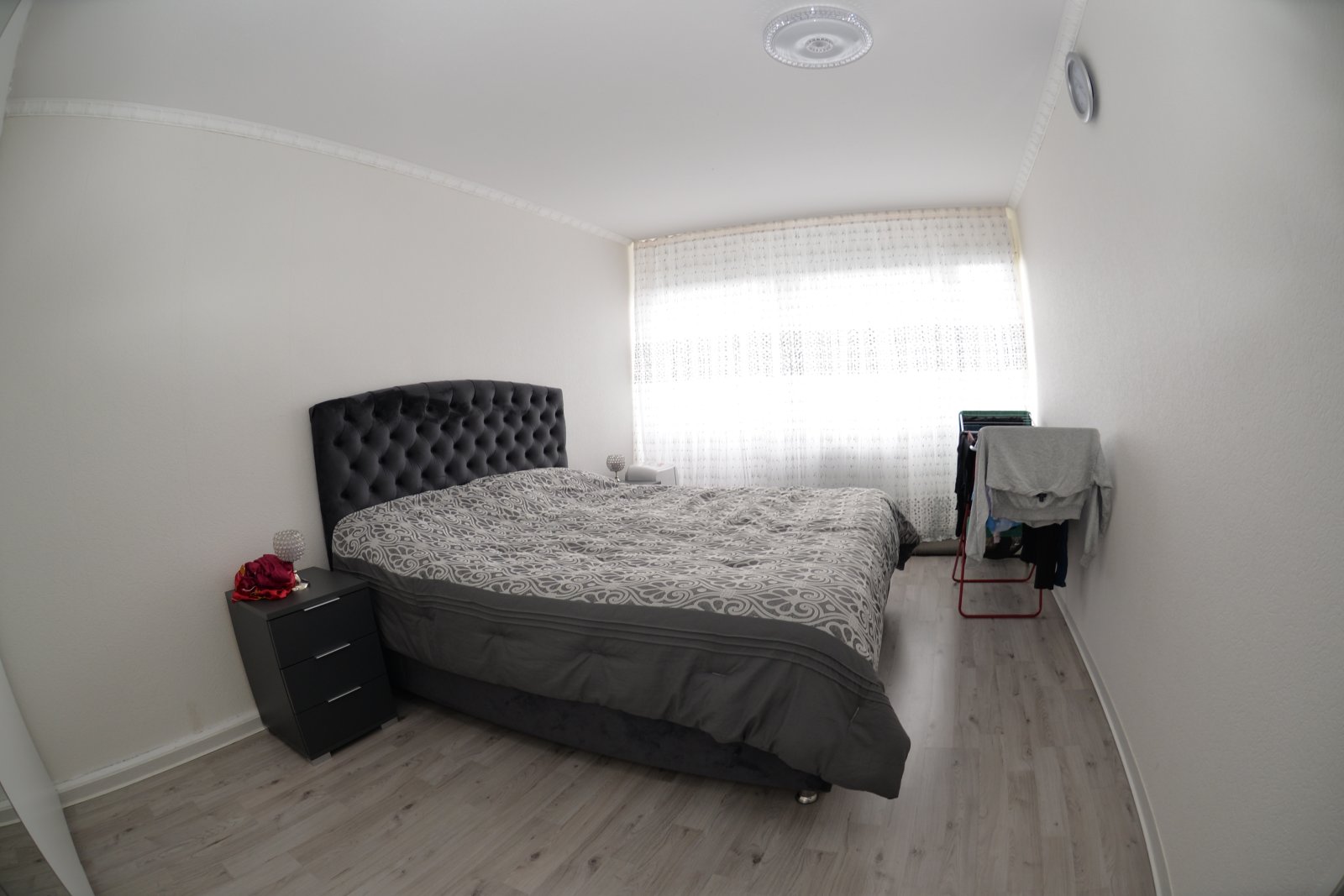 5 Zimmer Wohnung in Meschenich
