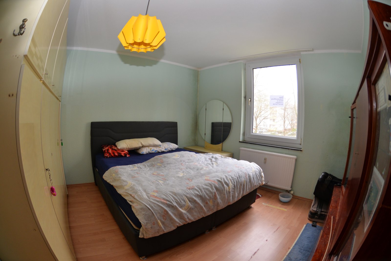 Leer stand 4 Zimmer Wohnung in Porz-Zentrum