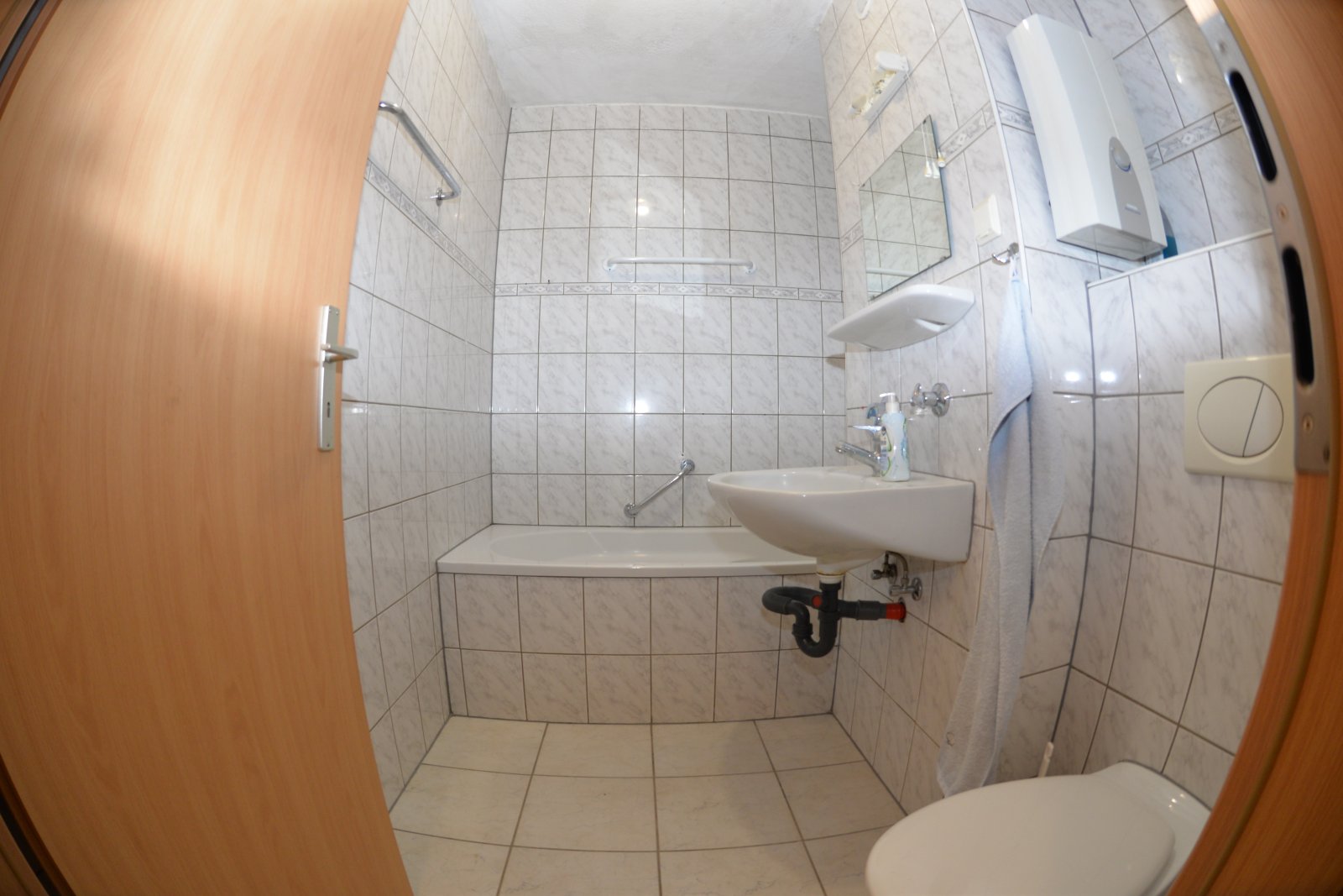 Leer stand 4 Zimmer Wohnung in Porz-Zentrum