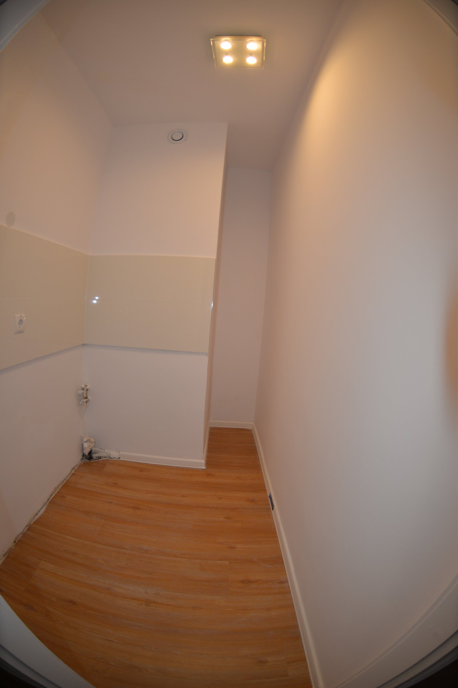 2 Zimmer Wohnung in Meschenich