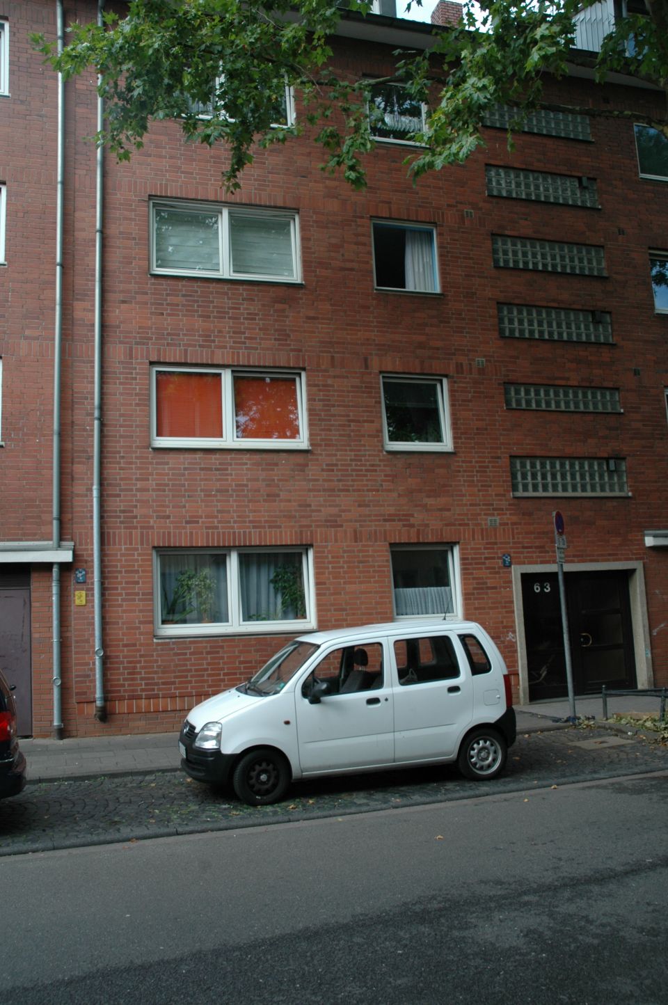 Köln: Dachgeschoss Wohnung in Köln Wigst  Köln: Dachgeschoss Wohnung in Köln Wigst