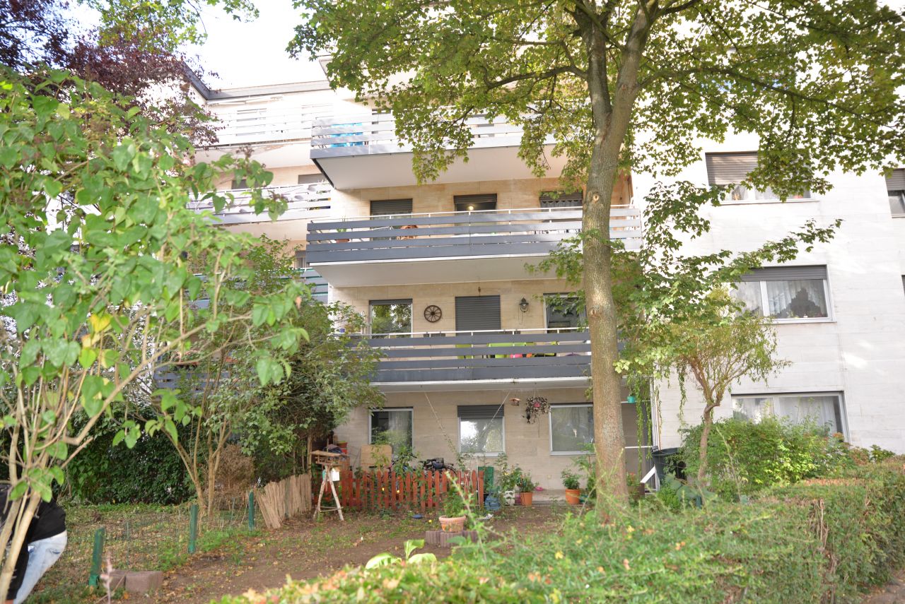 Bergheim: Vermietete 4 Zimmerwohnung mit Balkon in ruhiger Lage in Zieverich Bergheim   Bergheim: Vermietete 4 Zimmerwohnung mit Balkon in ruhiger Lage in Zieverich Bergheim