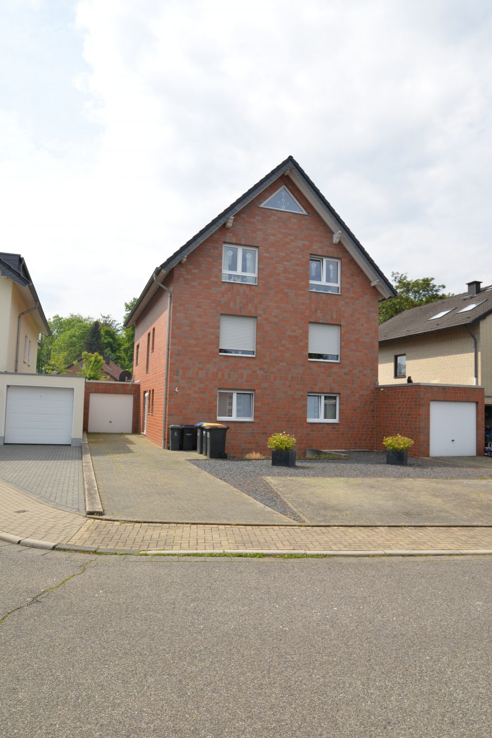Bergheim: Luxus-4-Zimmer Maisonette-Wohnung mit Kamin   Bergheim: Luxus-4-Zimmer Maisonette-Wohnung mit Kamin
