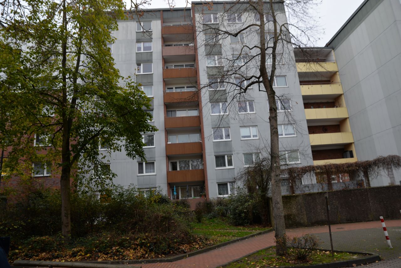 Troisdorf: 3-Zimmer-'Wohnung  zur Vermieten mit Balkon in  Altenforst -Troisdorf  Troisdorf: 3-Zimmer-'Wohnung  zur Vermieten mit Balkon in  Altenforst -Troisdorf