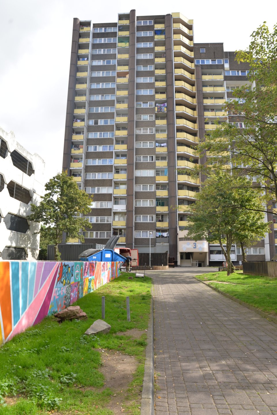 Köln: Ein Zimmer Wohnung.   Köln: Ein Zimmer Wohnung.