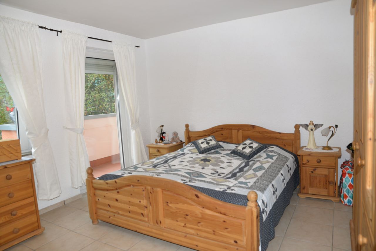 Immobilien - Köln - Wohnung mit Kamin und Einbauküche in Köln Merheim Immobilien - Köln - Wohnung mit Kamin und Einbauküche in Köln Merheim